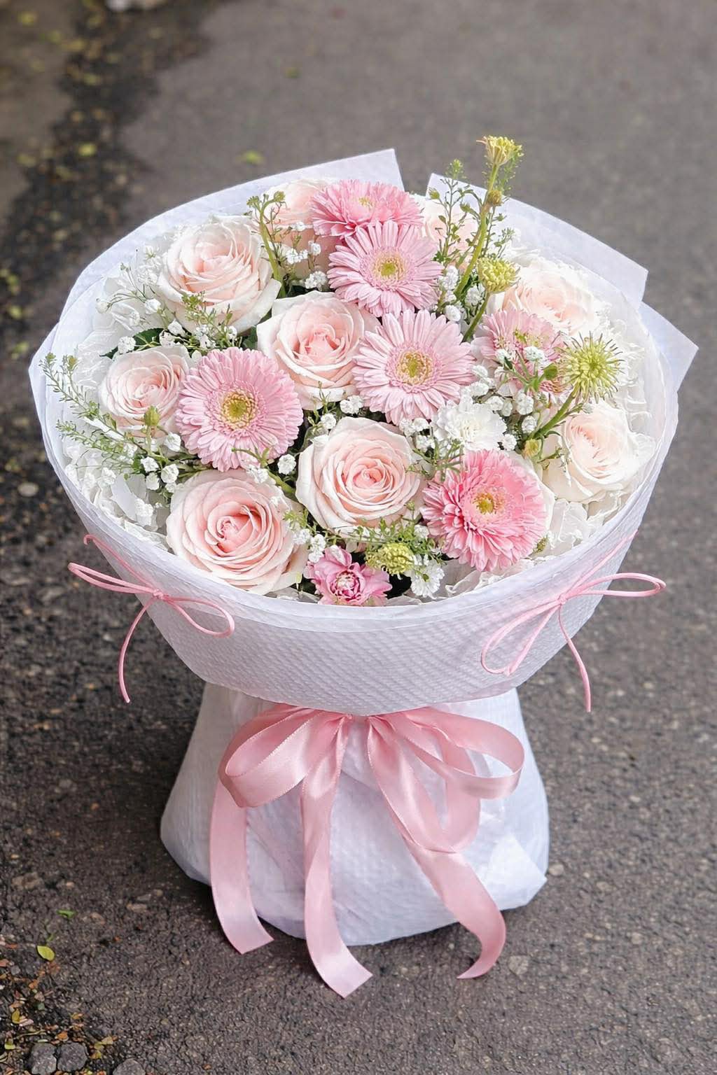 Bó Hoa Pinky Pastel - Hồng Kem & Đồng Tiền