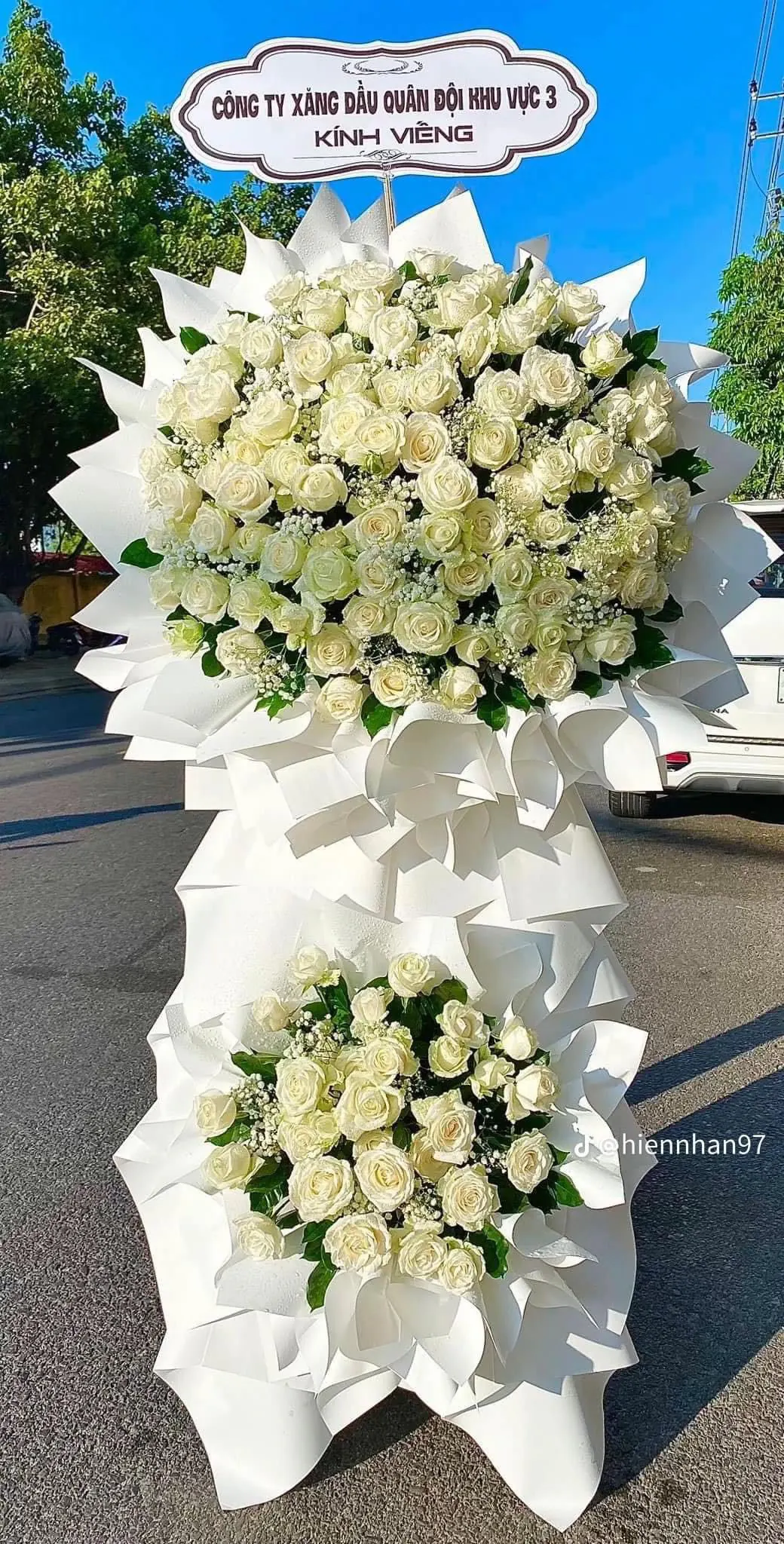 Ảnh 6 của Kệ Hoa Hoa Tươi - Chia Buồn