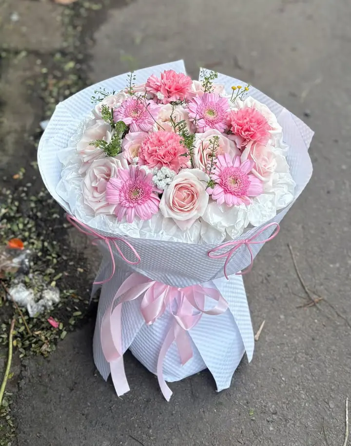 Ảnh 3 của Bó Hoa Hồng Phấn & Cúc Hồng & Hồng - Hoa Tươi