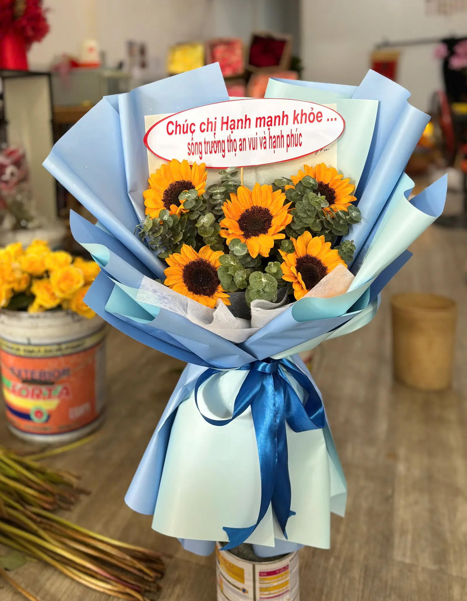 Ảnh 10 của Bó Hoa Hoa Baby & Hướng Dương & Bạch Đàn - Hoa Tươi