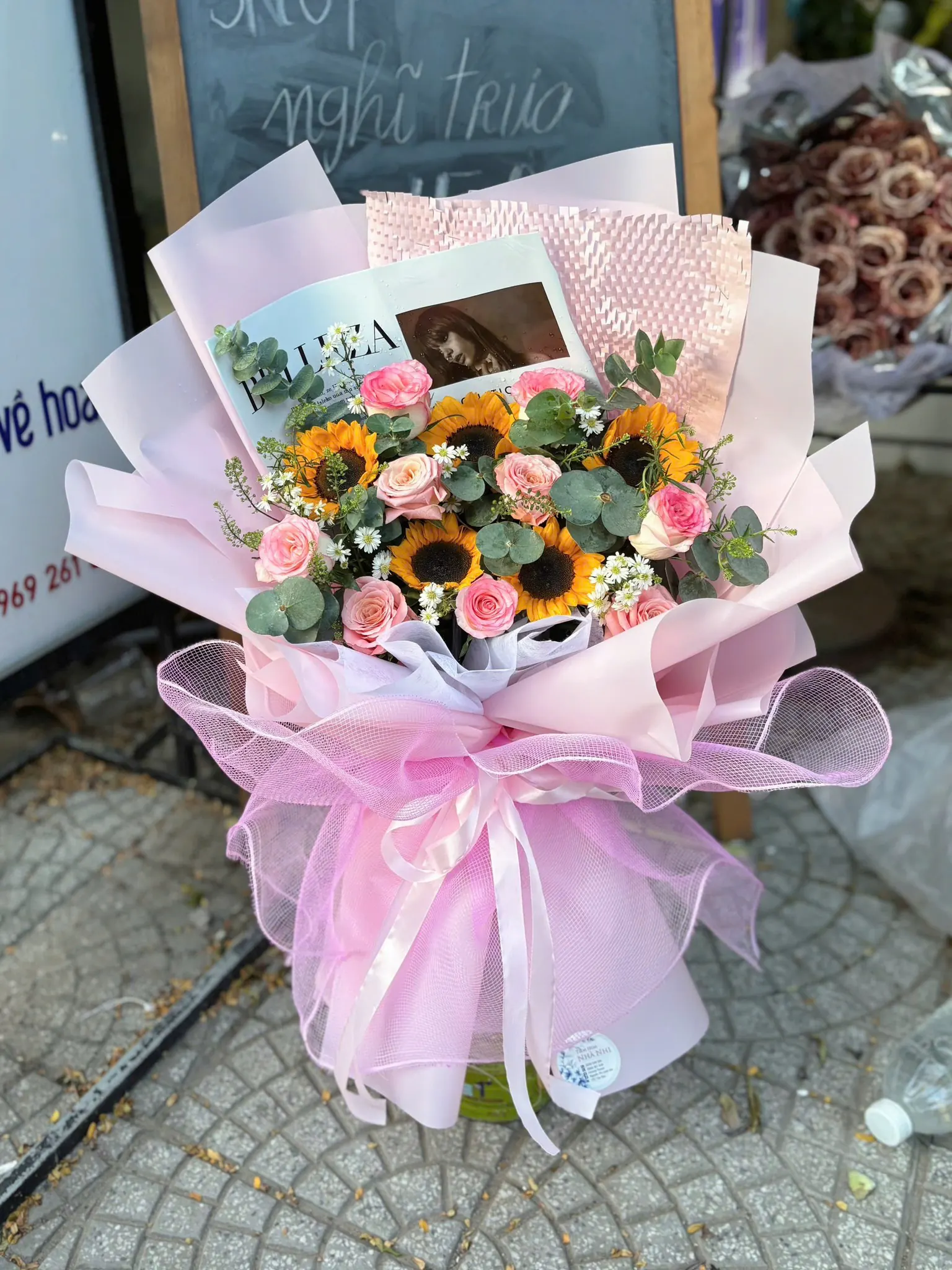 Ảnh 8 của Bó Hoa Hoa Tươi - Hoa Tươi