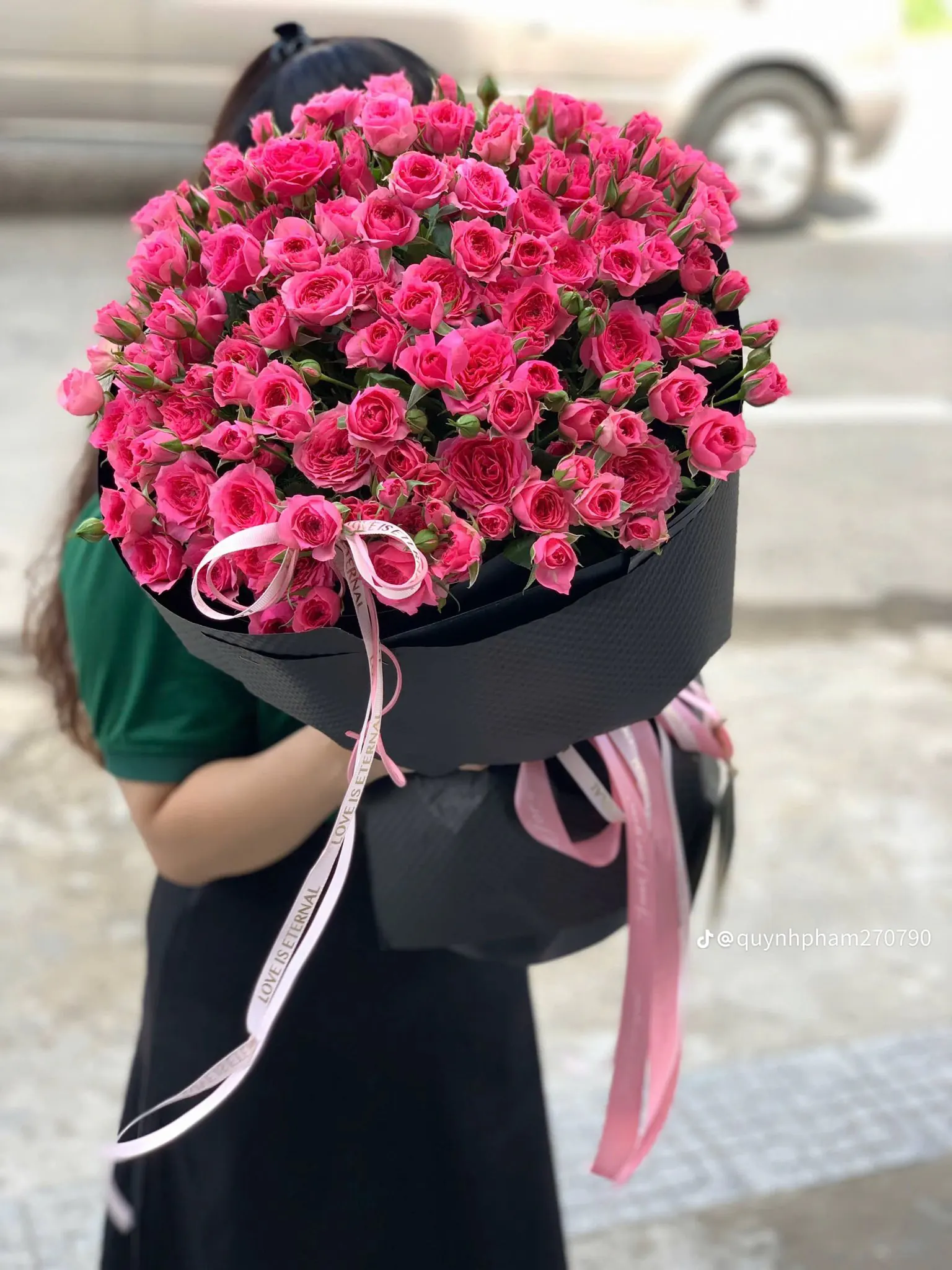 Ảnh 8 của Bó Hoa Hình Trái Tim Hoa Tươi - Valentine