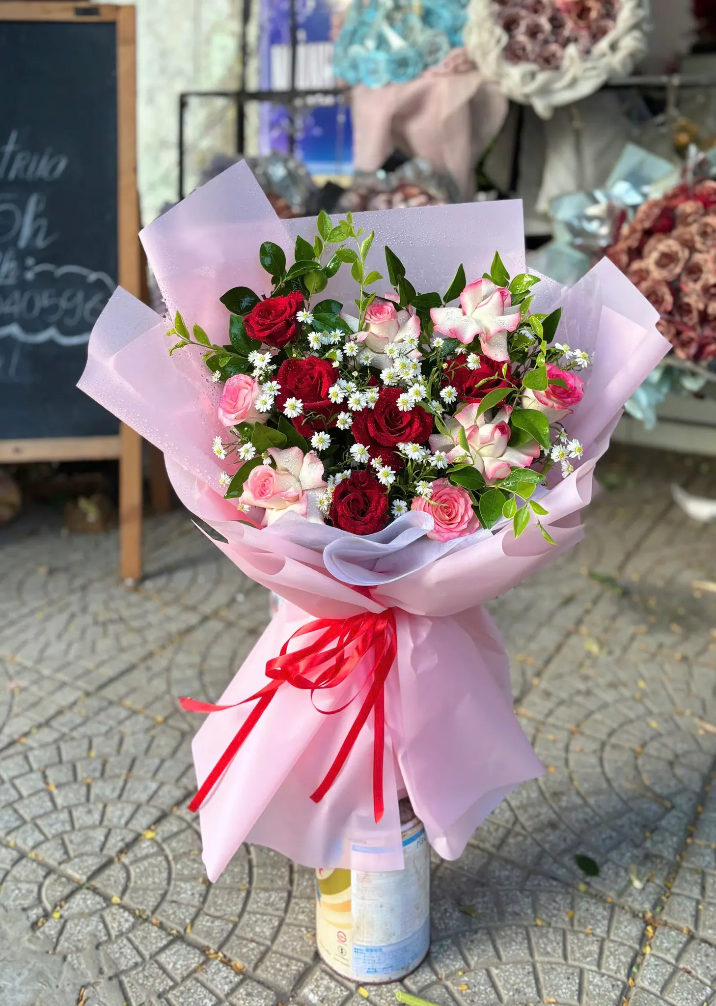 Ảnh 9 của Bó Hoa Hồng Đỏ & Hoa Baby & Hồng - Valentine