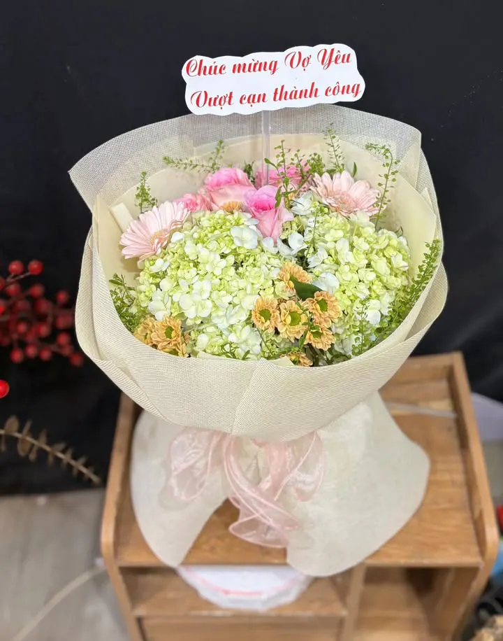 Ảnh 10 của Bó Hoa Hồng Phấn & Hoa Baby & Hướng Dương - Chúc Mừng