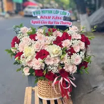 Giỏ Hoa Hoa Tươi - Chúc Mừng